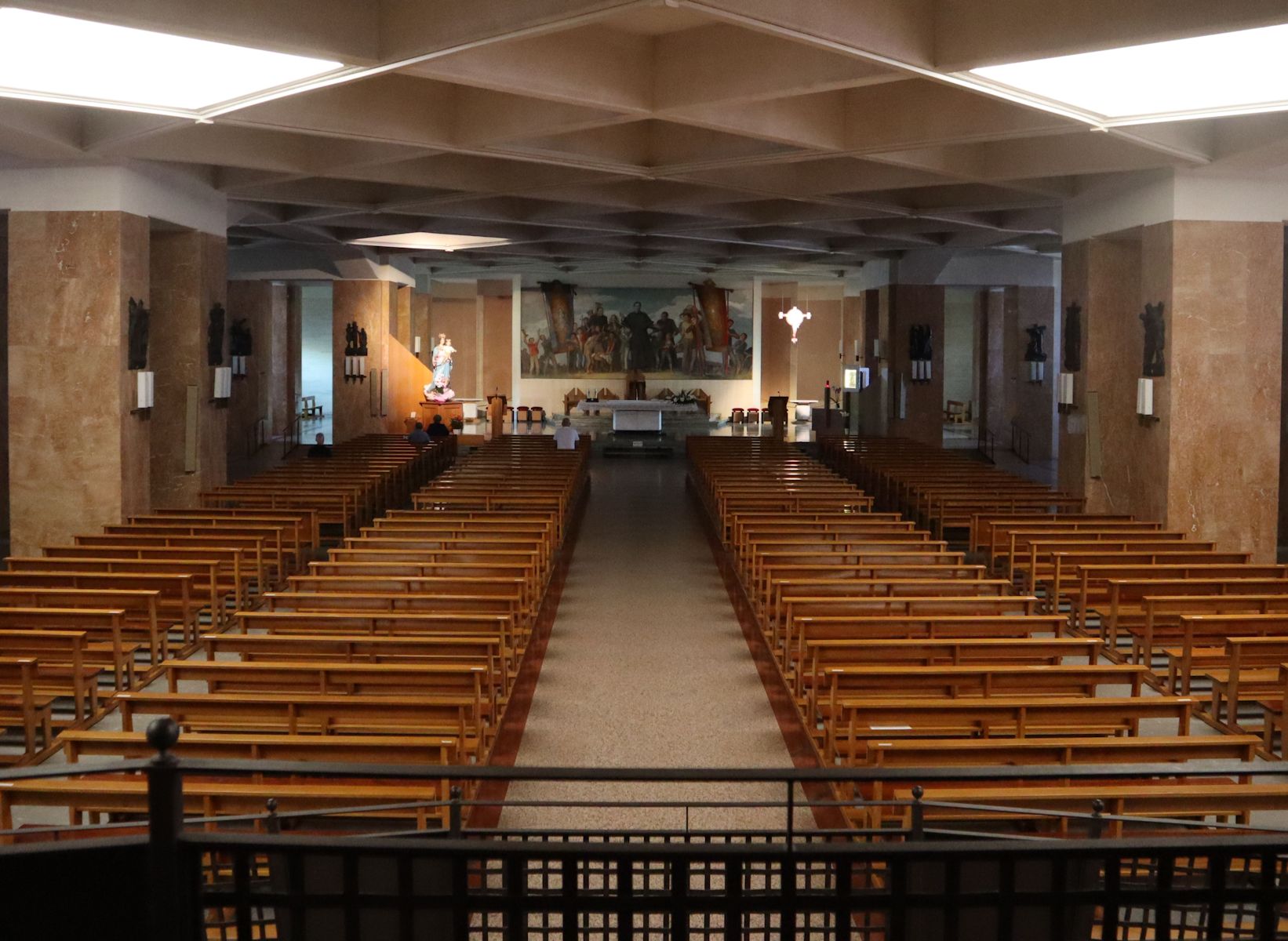 Unterkirche des Sanktuariums Colle Don Bosco