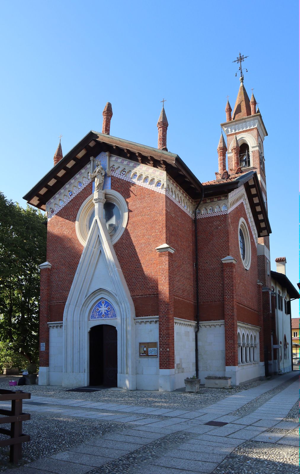 Kapelle der Madonna del Rosario, erbautim 20. Jahrhundert, neben Geburtshaus in Becchi / Colle Don Bosco