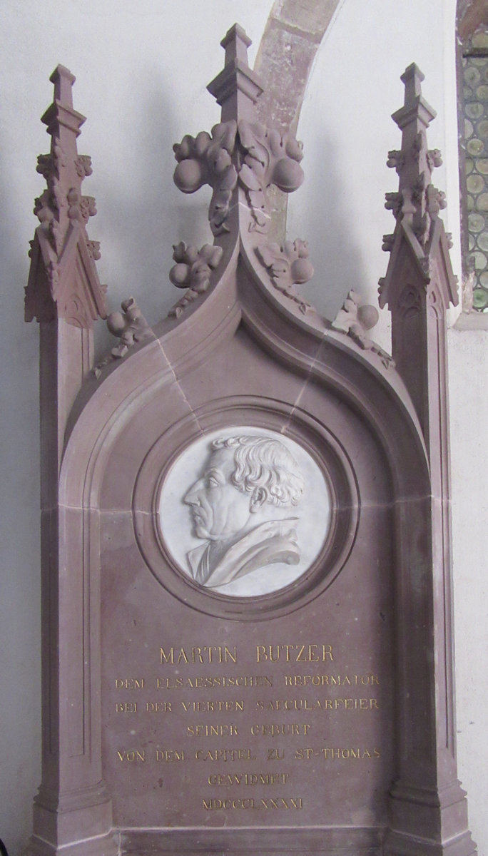 Gedenktafel, errichtet 1891, in der Thomaskirche in Straßburg
