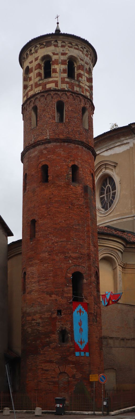 Roter Turm in Asti 