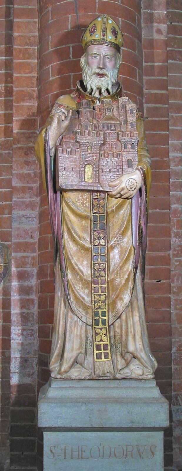 Statue in der Kirche San Teodoro in Pavia