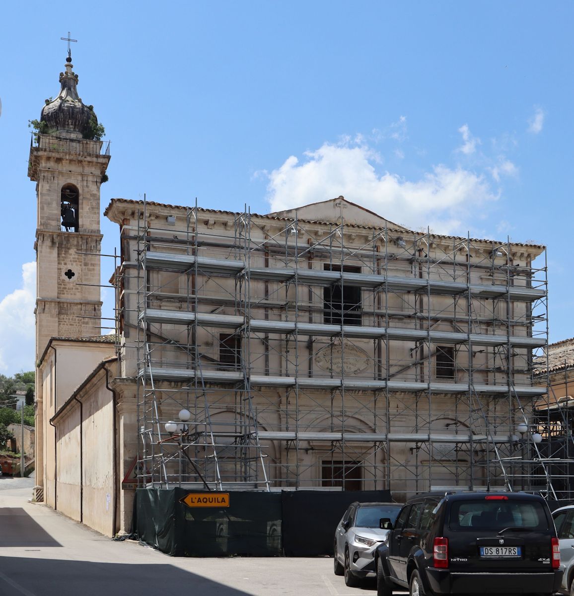 Pfarrkirche Santa Maria della Pace in Capestrano