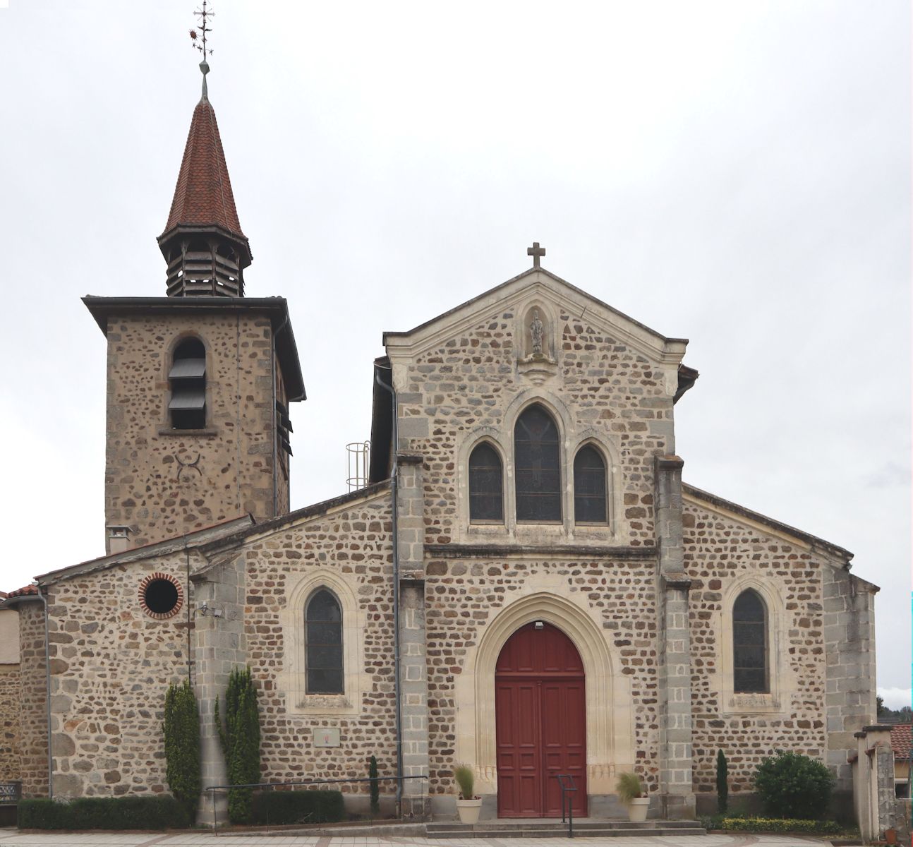 Pfarrkirche in Aveizieux