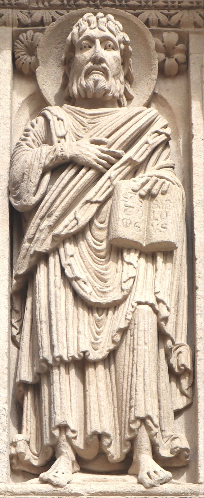 Statue, um 1185, an der Kathedrale Saint Trophime in Arles