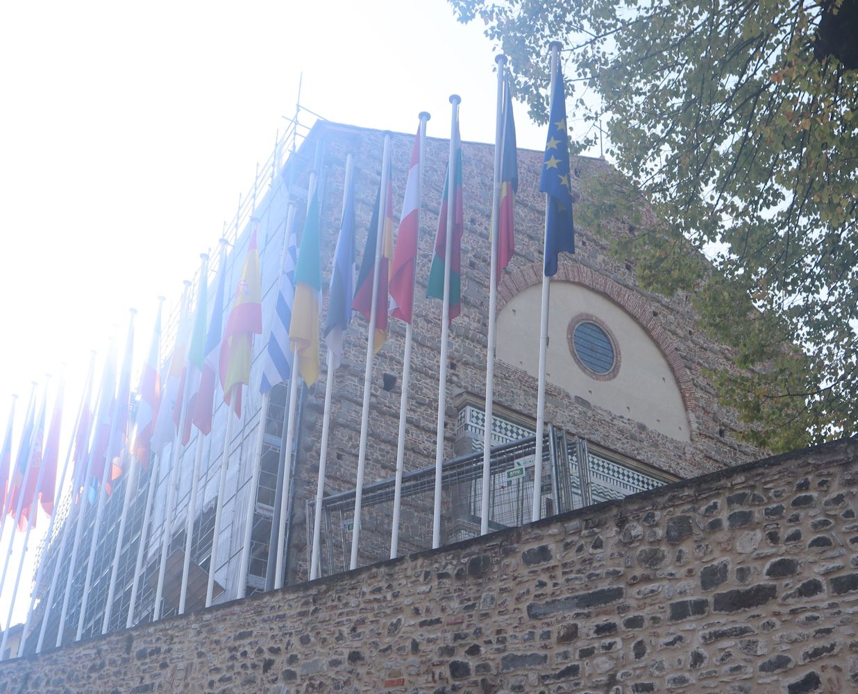 Kirche der Badia Fiesolana, die heute eine Hochschule ist