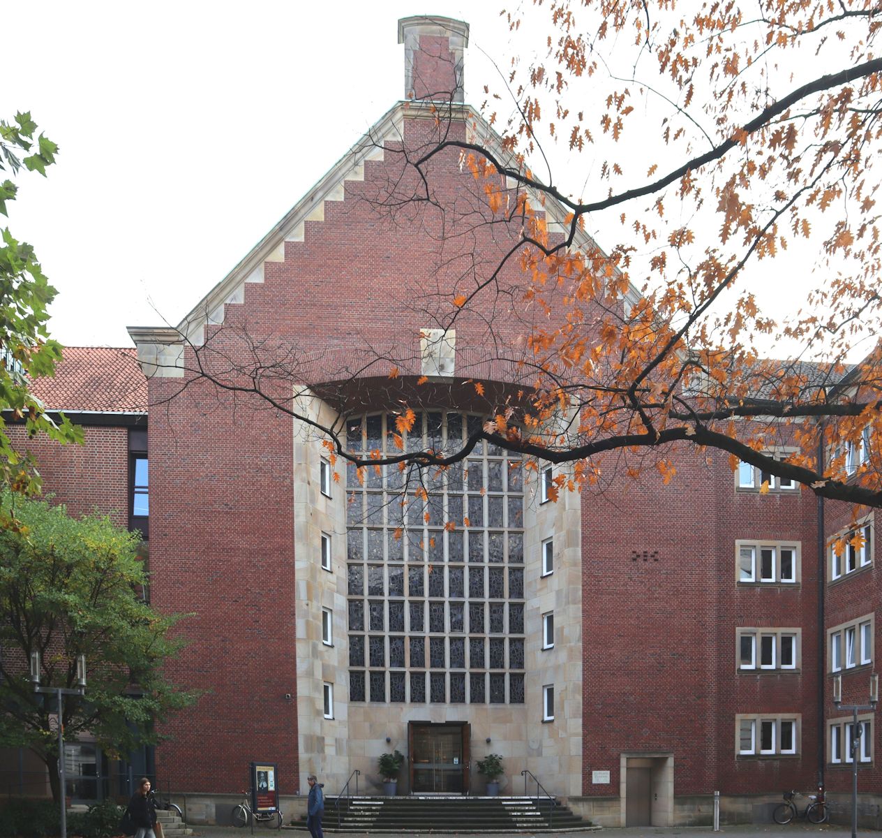 „Euthymia-Üffing-Zentrum”, Kirche des Mutterhaus und der Raphaelsklinik in Münster