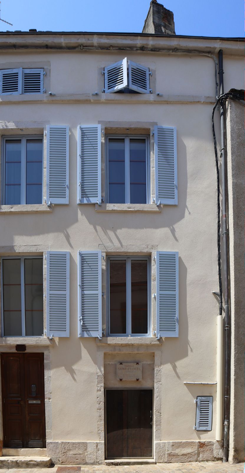 Kapelle Saint-Flocel (rechts unten), jetzt Teil eines Wohnhauses in Beaune