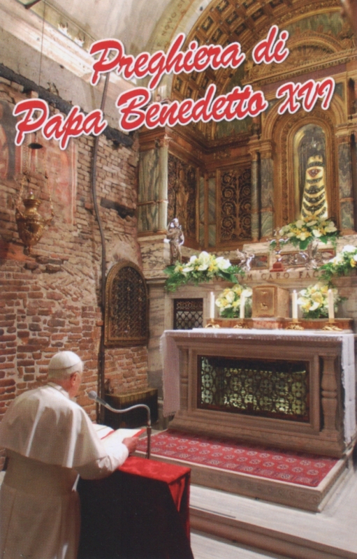 Papst Benedikt XVI. betete 2007 im Heiligen Haus in der Basilika von Loreto