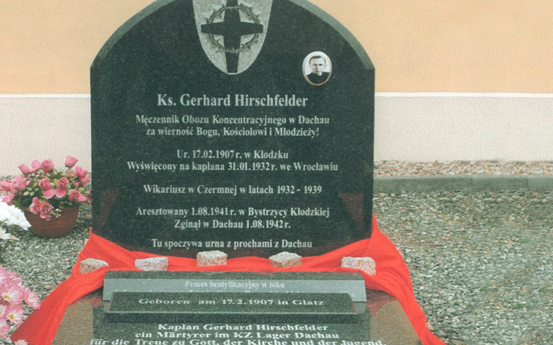 Hirschfelders Grab in Tscherbeney/Czermna