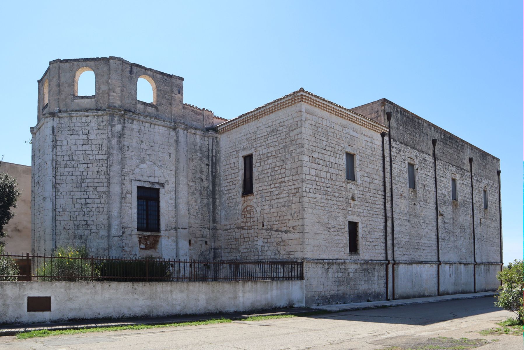 ehemaliges Kloster Santa Maria dell'Isola in Conversano