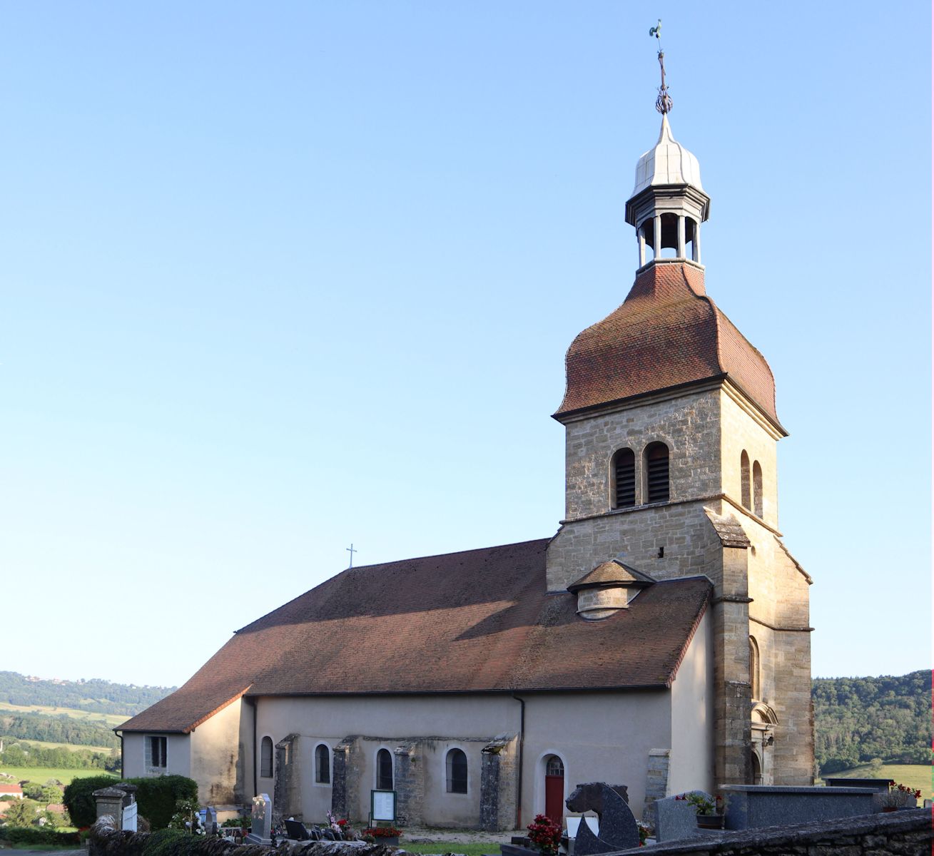 Pfarrkirche in Saint-Lothain