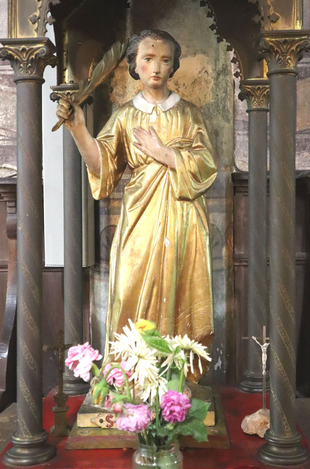 Statue in der Kirche Saint-Martin in Thuret
