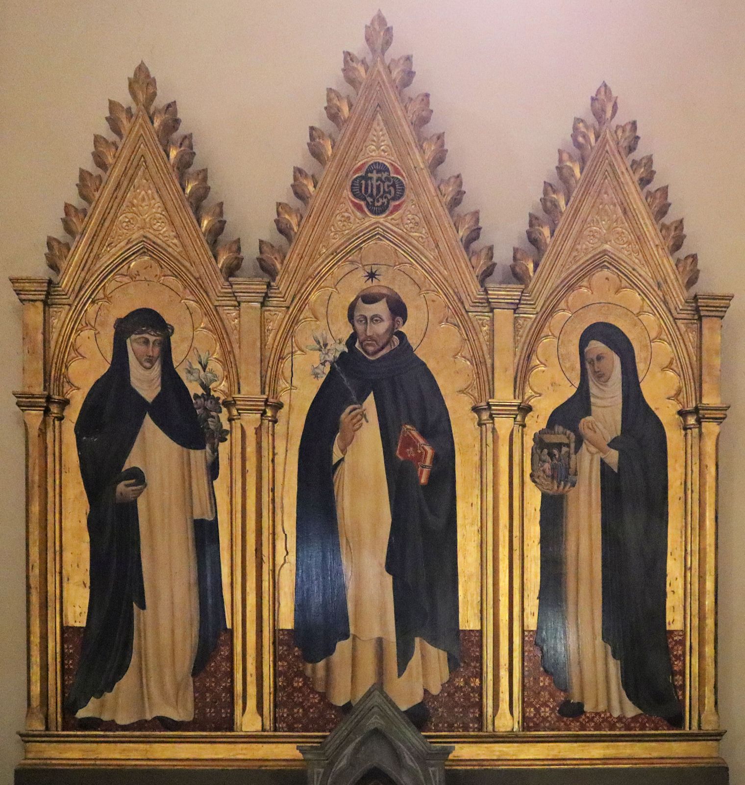 Katharina von Siena, Dominikus und Margareta (von links), Altar, um 1925, in der Kirche San Domenico in Città di Castello