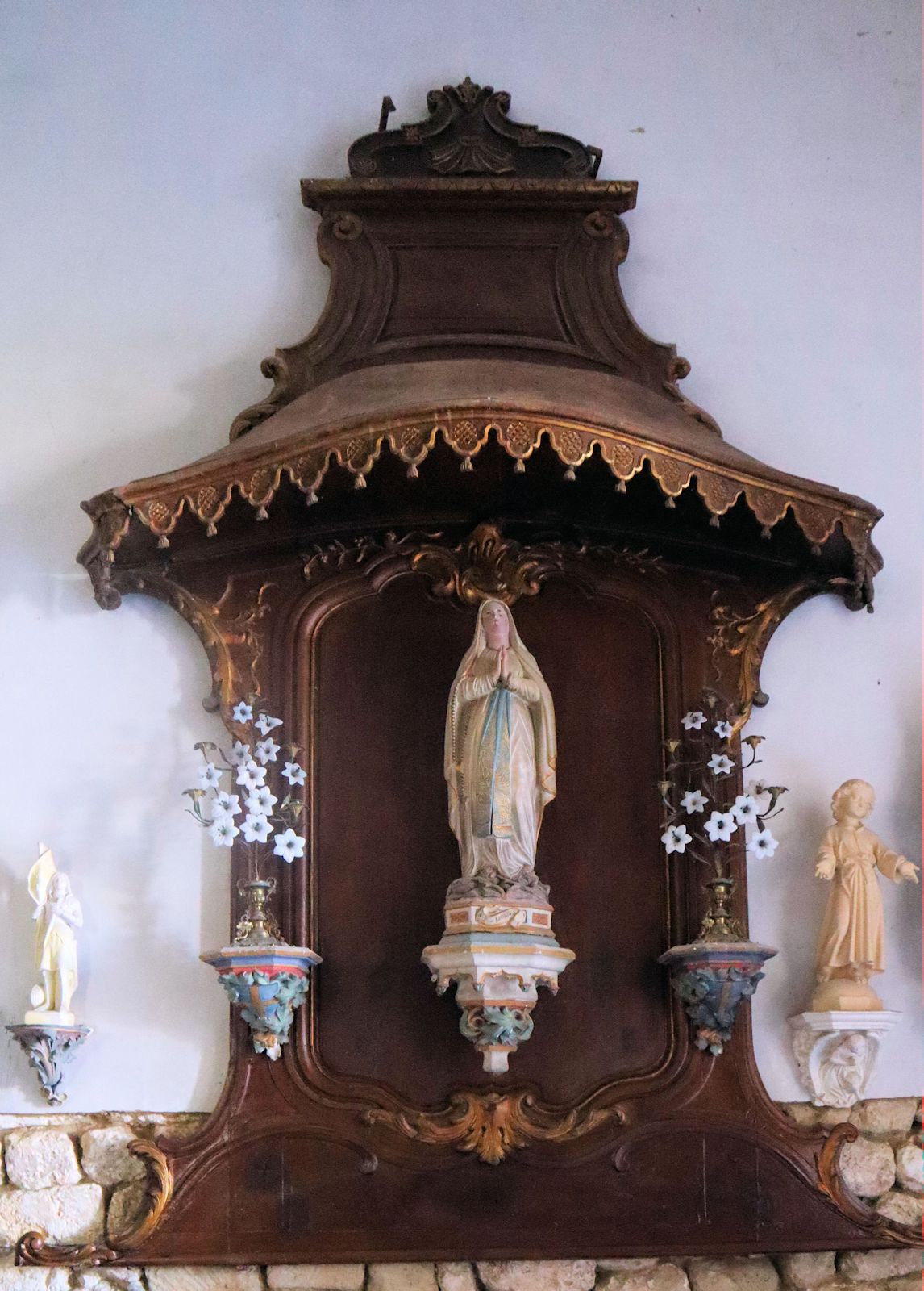 Marienaltar in der Pfarrkirche in Marlemont