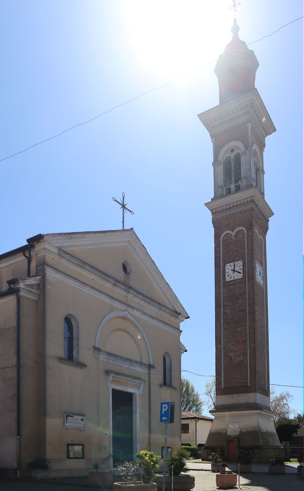 Pfarrkirche in Rottanova