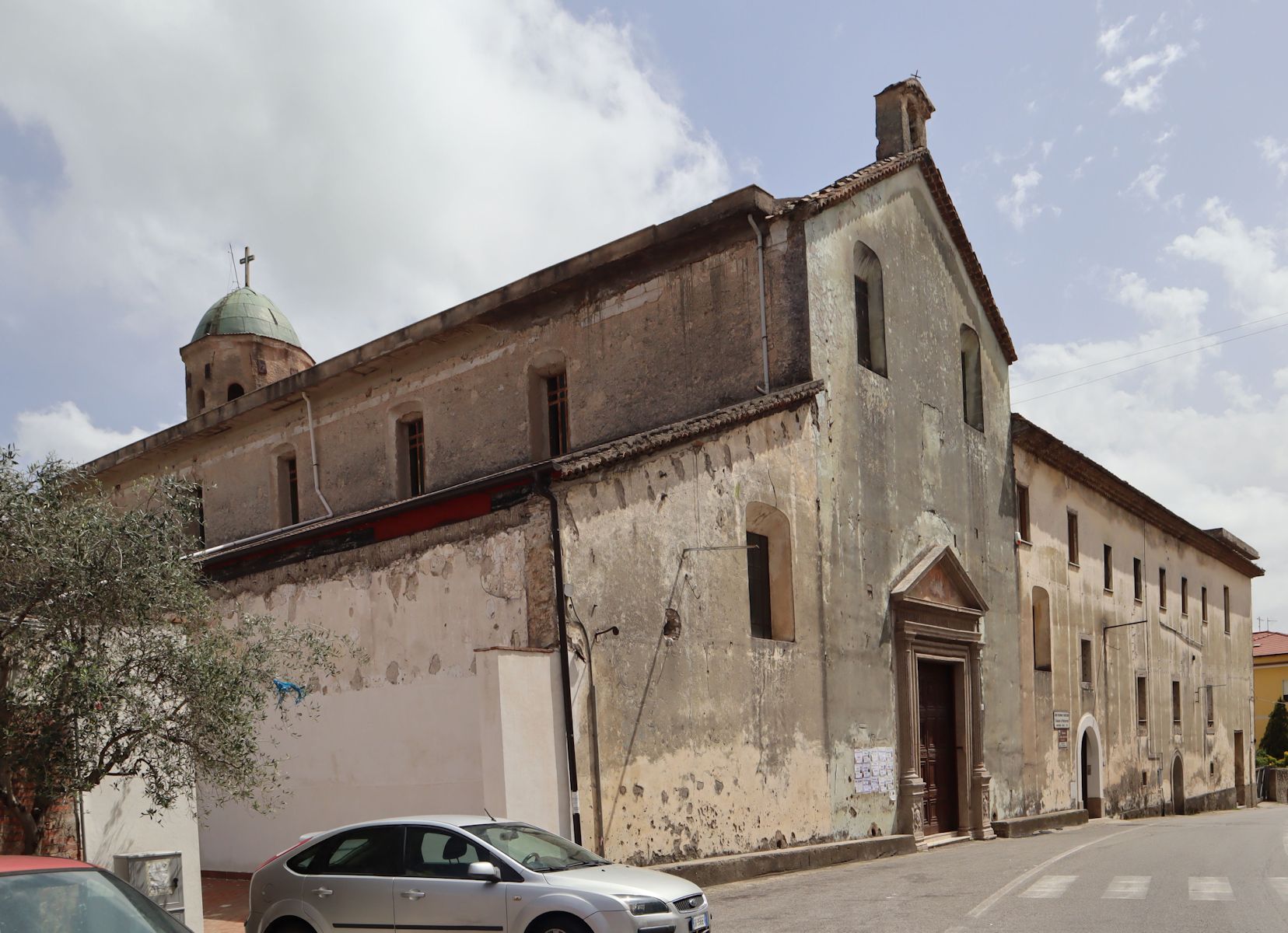 Franziskanerkloster in Montecorvino Rovell
