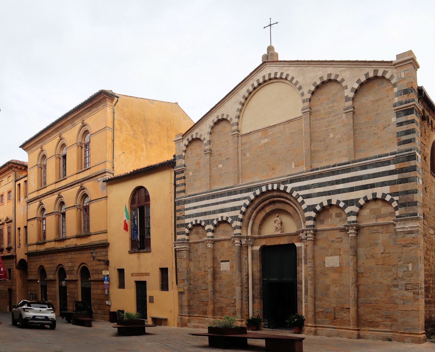 Kirche San Michele und ehemaliges Kolleg der Piaristen in Volterra