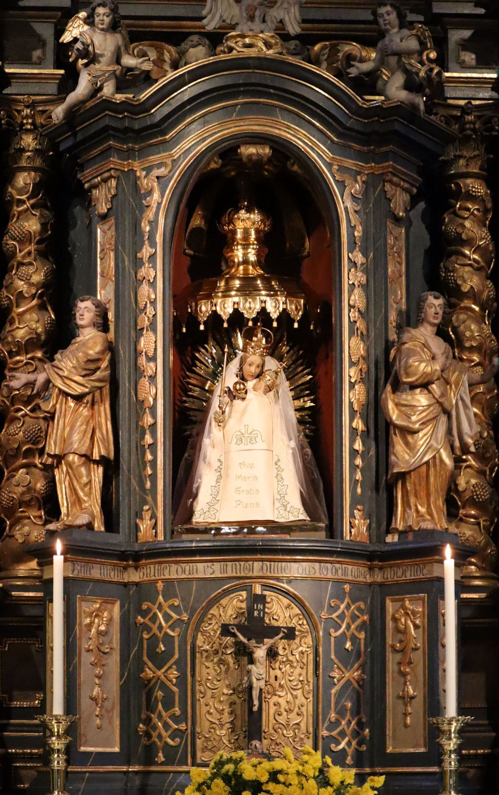 Gnadenbild der „Maria, Trösterin der Betrübten”, um 1670, in der Wallfahrtskirche in Verne