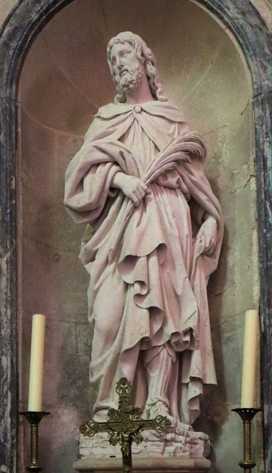 Rufinus-Statue in der Kathedrale in Soissons