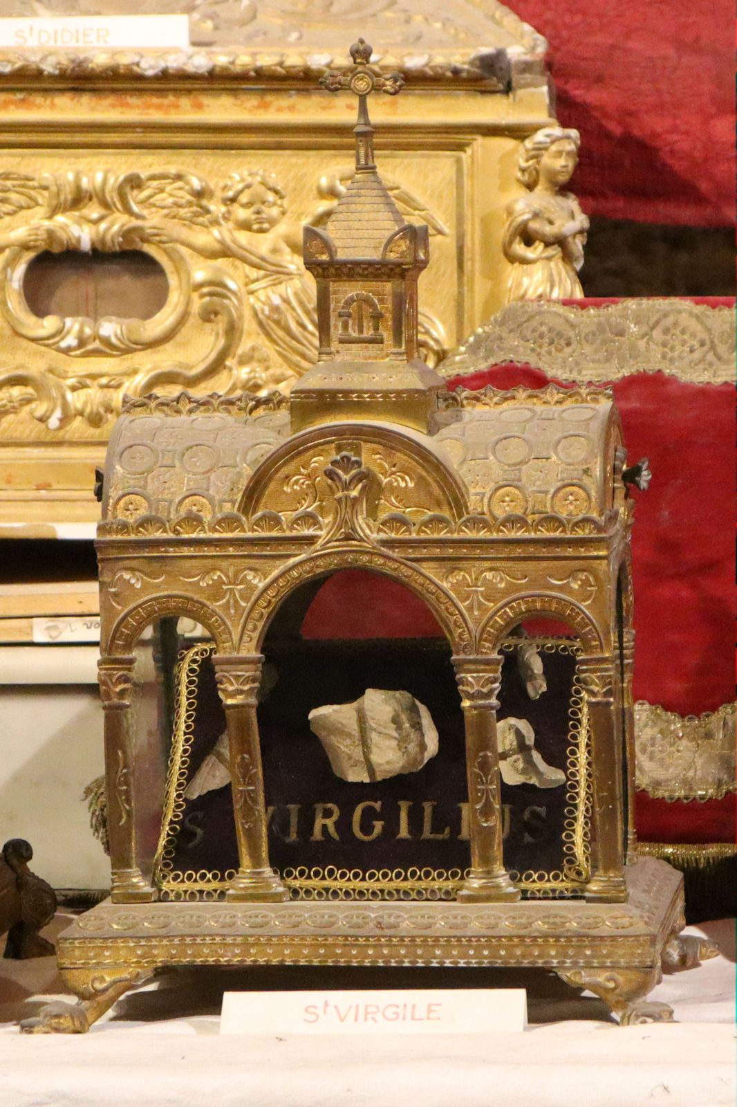Reliquiar in der Kathedrale Saint Trophime in Arles